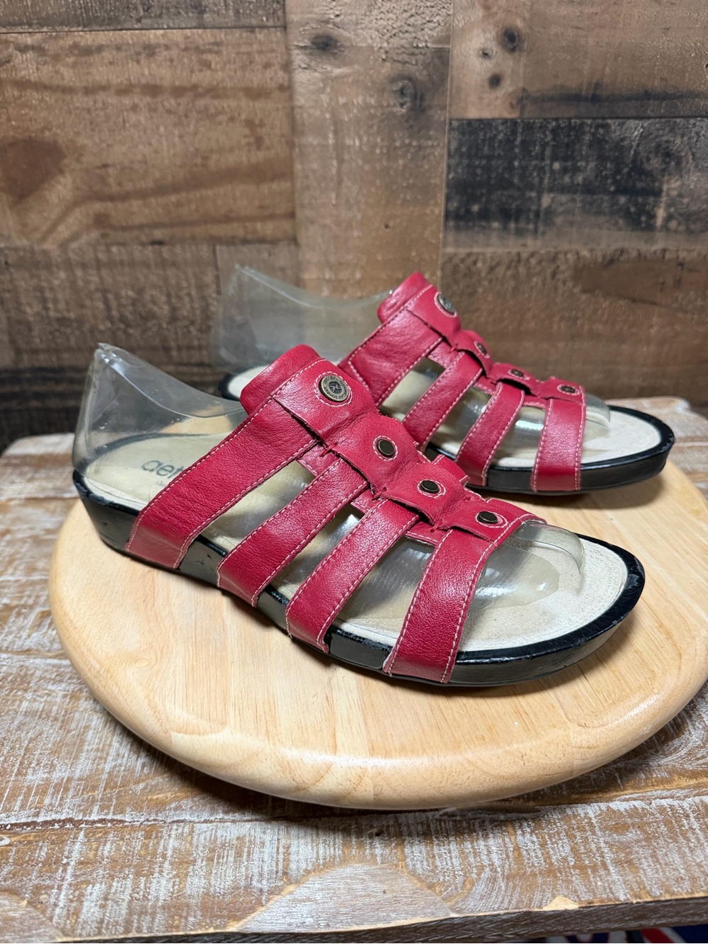 Aetrex SA68W Women’s 9.5 Red Leather Strappy Comfort Sandals Slip On